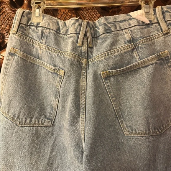 NWT Good American 90’s Icon Straight Leg Distressed Denim Jeans 12/31 - Picture 5 of 8